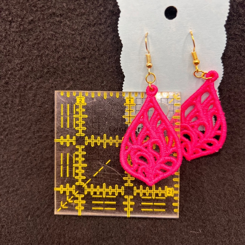 Homemade Pink Lace Teardrop Earrings - Picture 4 of 6